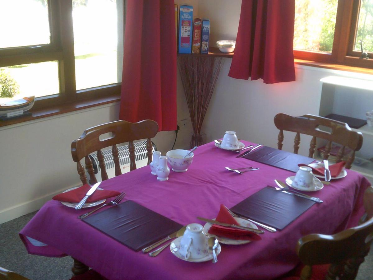 Riverside Cottage Lochboisdale Bagian luar foto